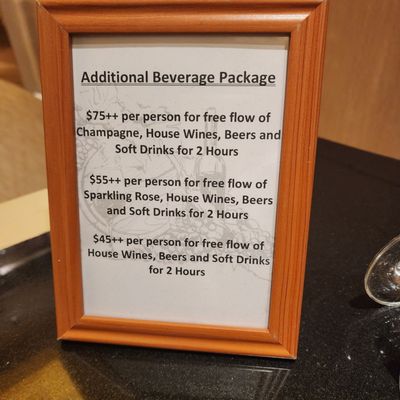 Oscar's @ Conrad Singapore Marina Bay by null