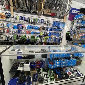 Cycle World Bike - Bikes Near Me - Canoga Park, California