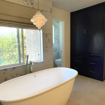 True Vision Construction - a bathtub in a bathroom - General Contractors Near Me True Vision Construction - a bathtub in a bathroom - General Contractors Near Me