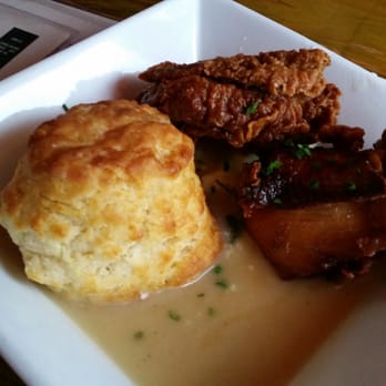 Salty Sow - chicken and biscuit was dry - American Near Me - Austin, Texas Salty Sow - chicken and biscuit was dry - American Near Me - Austin, Texas