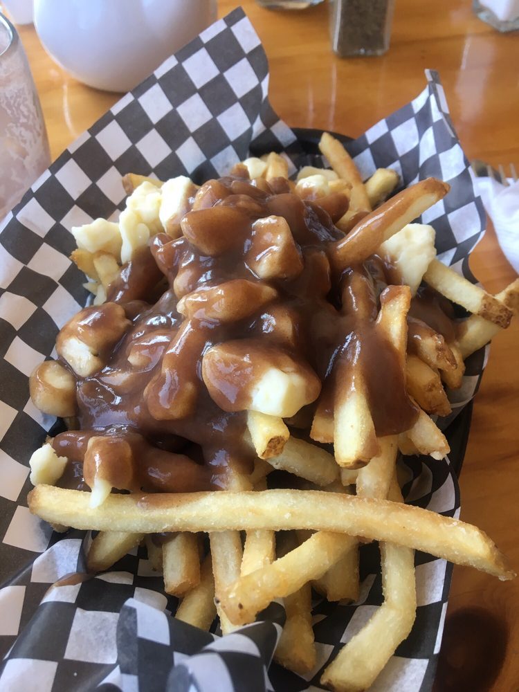 CANOE LAKE STORE PORTAGE GRILL Canoe Lake Access Point 5