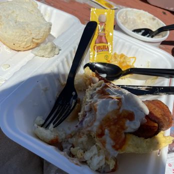 Beachin’ Biscuits - Breakfast & Brunch Near Me - Pismo Beach, California