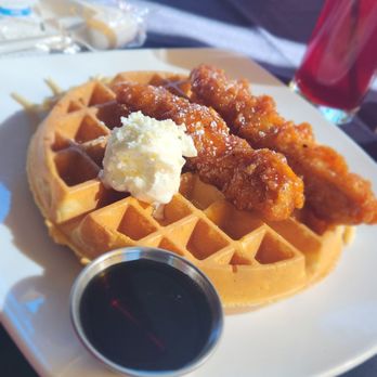 The Parlay Kitchen + Cocktails - Honey hot chicken and waffles - Gastropubs Near Me - Chandler, Arizona