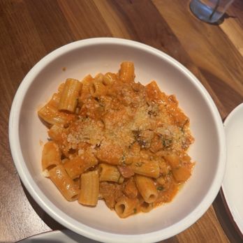North Italia - Spicy rigatoni vodka pasta - Italian Near Me - Cerritos, California North Italia - Spicy rigatoni vodka pasta - Italian Near Me - Cerritos, California