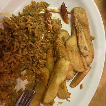 Texas Roadhouse - Supposed to be rice and steak potatoes. Cold as hell..... and old! - Steakhouses Near Me - Chantilly, Virginia