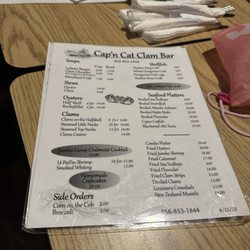 Cap'n Cats Clam Bar & Tavern