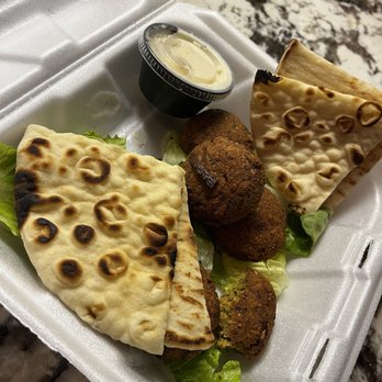 Metropolis Cafe - Falafel with pita - Mediterranean Near Me - Milledgeville, Georgia Metropolis Cafe - Falafel with pita - Mediterranean Near Me - Milledgeville, Georgia