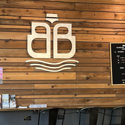 Bainbridge Brewing Alehouse - Decor and live music calendar