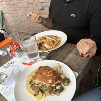 Gary Rack’s Farmhouse Kitchen - Chicken and Dumplings  Nutty Chicken - Bars Near Me - Delray Beach, Florida