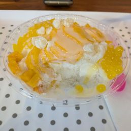 Mango bingsu! Mango bingsu!