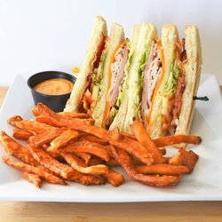 Chillabong's Bar & Grill