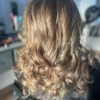 Mihaela Stylist - Hair Extensions Near Me - Phoenix, Arizona Mihaela Stylist - Hair Extensions Near Me - Phoenix, Arizona