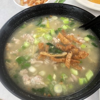 Saladang Garden - Rice porridge with ground chicken, ginger and scallions - Thai Near Me - Pasadena, California Saladang Garden - Rice porridge with ground chicken, ginger and scallions - Thai Near Me - Pasadena, California
