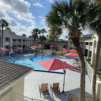GreenPoint Hotel Kissimmee - Great pool! - Hotels Near Me - Orlando, Florida GreenPoint Hotel Kissimmee - Great pool! - Hotels Near Me - Orlando, Florida