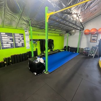 MROC Training - Another partial view of the recovery lab at MROC - Gyms Near Me - Oceanside, California