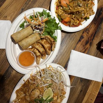 Palm Thai Cafe - Best Pad Thai & Drunken Noodles ever! If you like spice ask for the 4 Level, it's spicy good! - Thai Near Me - San Diego, California Palm Thai Cafe - Best Pad Thai & Drunken Noodles ever! If you like spice ask for the 4 Level, it's spicy good! - Thai Near Me - San Diego, California
