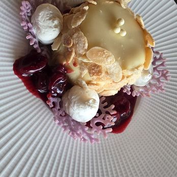 Narcoossee's - New American Near Me - Lake Buena Vista, Florida