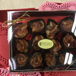 Umpqua Sweets & Treats - Chocolate Bacon Roses
