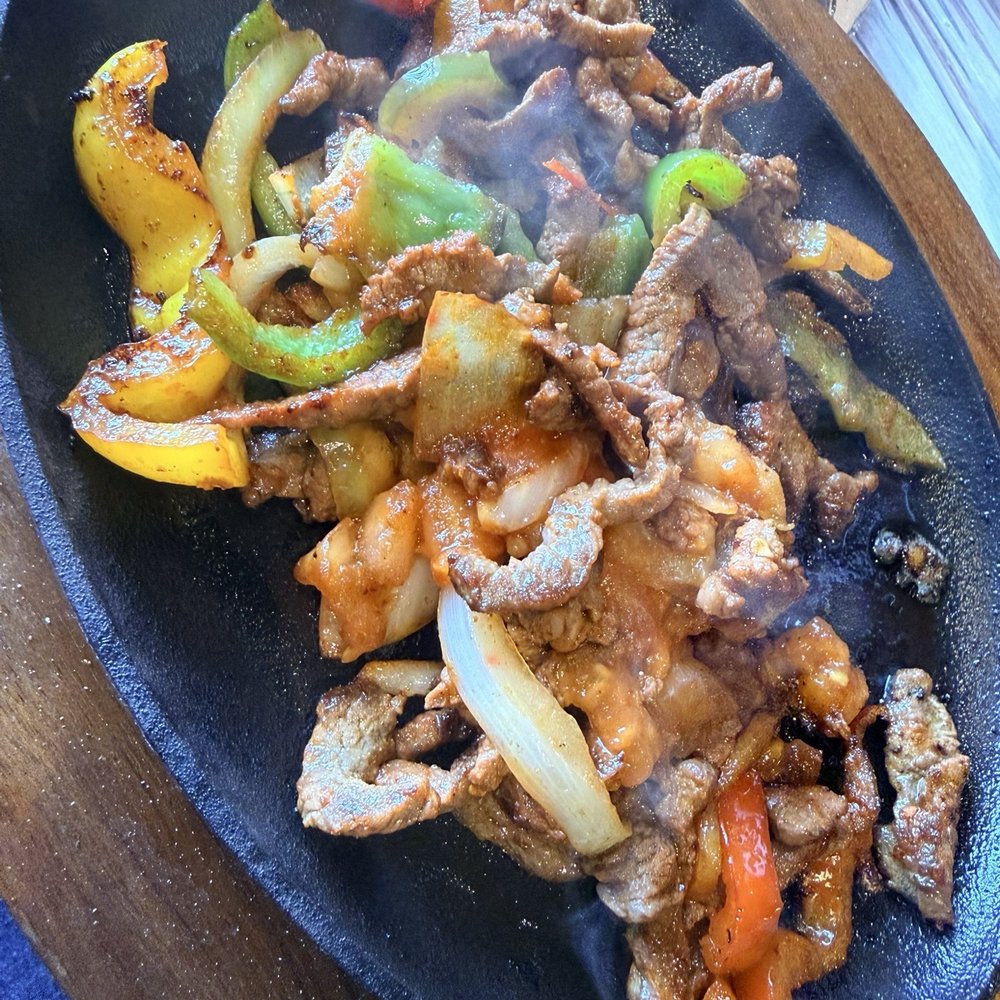 Veronica's Mexican Restaurant - Steak fajitas - Mexican Near Me - Prospect, Kentucky Veronica's Mexican Restaurant - Steak fajitas - Mexican Near Me - Prospect, Kentucky