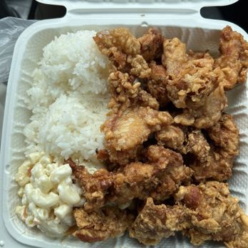 Lucky Box Restaurant - Mochiko Chicken - Chinese Near Me - Honolulu, Hawaii