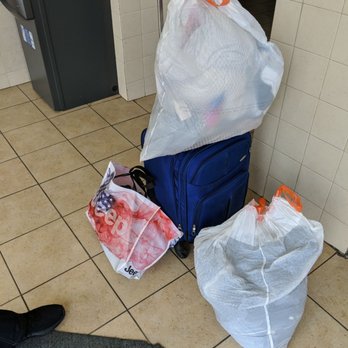 DC Lofty - My clothes at the laundry mat - Hostels Near Me - Washington, DC, District of Columbia DC Lofty - My clothes at the laundry mat - Hostels Near Me - Washington, DC, District of Columbia