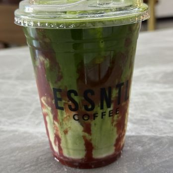 ESSNTL Coffee - Strawberry cream matcha - Coffee & Tea Near Me - San Diego, California