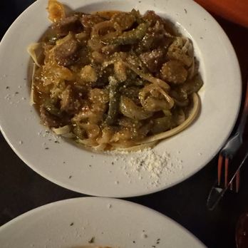 Windham Restaurant - Sausage Thai pasta - American Near Me - Windham, New Hampshire