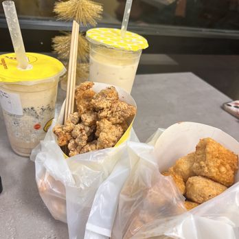 Happy Lemon - Oreo milk tea, Green milk tea, Popcorn chicken with salted plum seasoning, Fried tofu with paprika spicy seasoning - Bubble Tea Near Me - San Jose, California Happy Lemon - Oreo milk tea, Green milk tea, Popcorn chicken with salted plum seasoning, Fried tofu with paprika spicy seasoning - Bubble Tea Near Me - San Jose, California