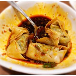 Chili oil wontons