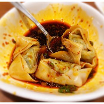 鼎泰豐 - Chili oil wontons - Shanghainese Near Me - Hong Kong, HK
