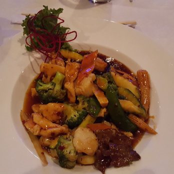 Blue Ginger Asian Bistro - Four Treasures - Japanese Near Me - Parma, Ohio