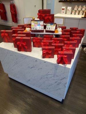 Chuao Chocolatier by null