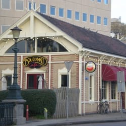 Boulevard Café