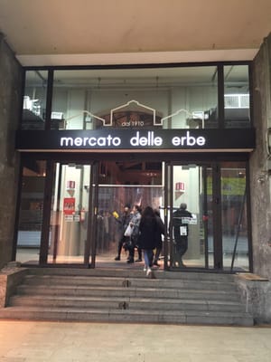Mercato delle Erbe by null