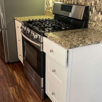Moply Cleaning - clean kitchen - Home Cleaning Near Me
