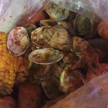 Seafood and Crawfish - Clams, sausages, corn, muscles, shrimp, oh my! - Seafood Near Me - Riverside, California