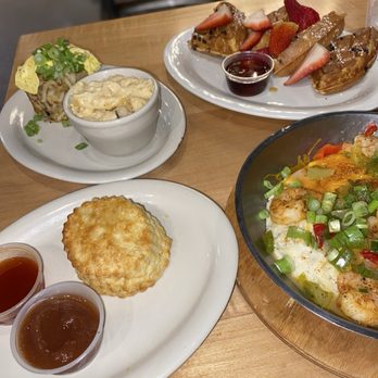 Maple Street Biscuit Company - Murfreesboro - Flaky Biscuit - Breakfast & Brunch Near Me - Murfreesboro, Tennessee