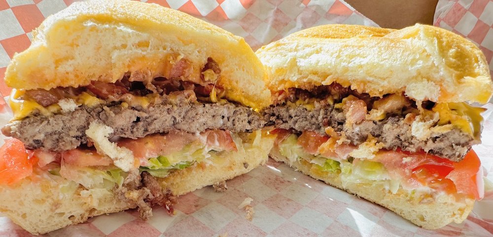 Mad Maxs Grillz Logo