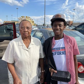 LongHorn Steakhouse - Grandma Mearin 87 Porter 14yrs - Steakhouses Near Me - Macon, Georgia