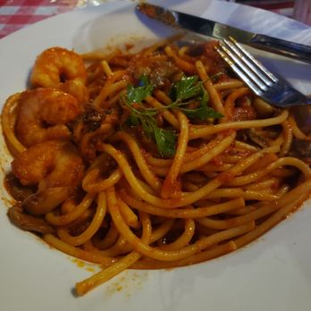 Fratelli La Bufala - Bucatini Mari e monte - Pizza Near Me - Miami Beach, Florida