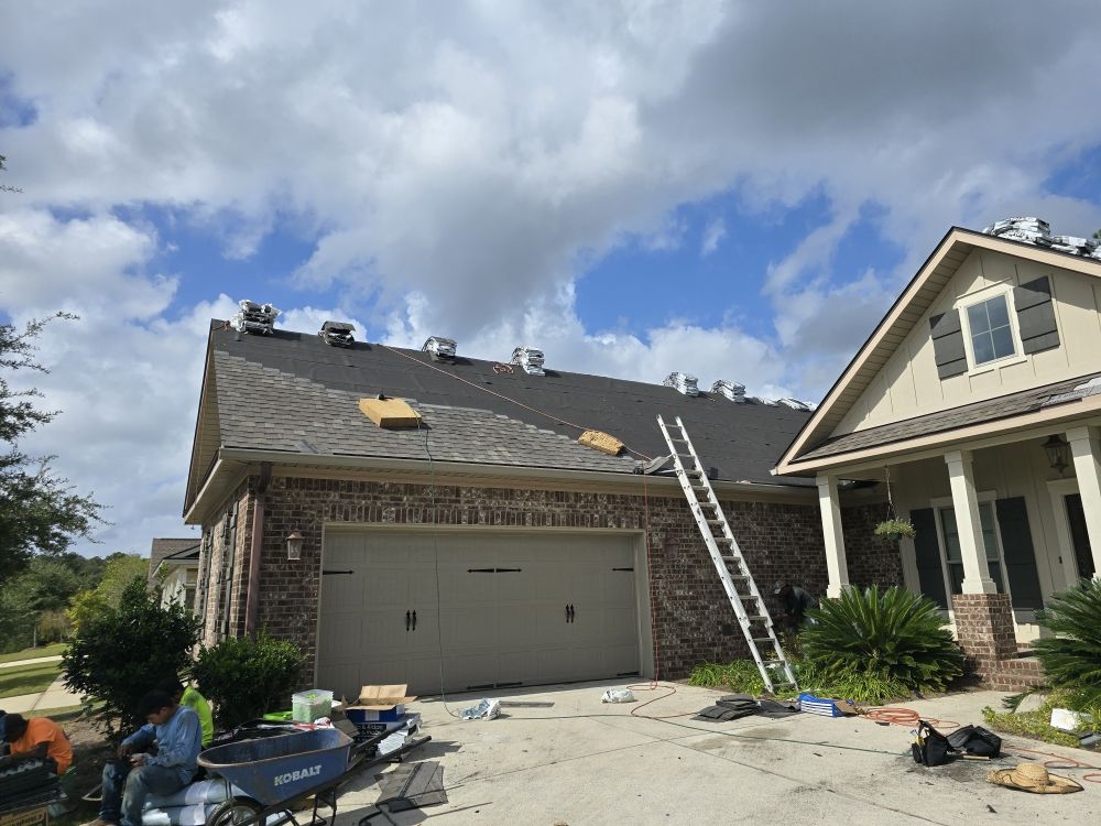 Slide of B&B Roof & Gutter