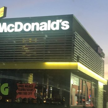 McDonald's - the front of a mcdonald's restaurant - Fast Food Near Me - Shepherdsville, Kentucky
