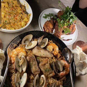 Intercrew - Seafood paella, wagyu bolognese, and sichuan fried chicken - Cocktail Bars Near Me - Los Angeles, California