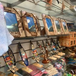 Unique Gift Shop