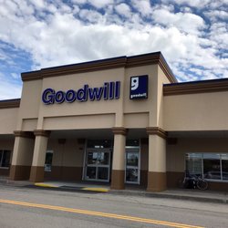 Goodwill - Front of building