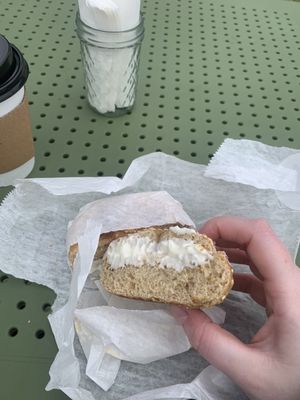 Muzzy's Bagels by null