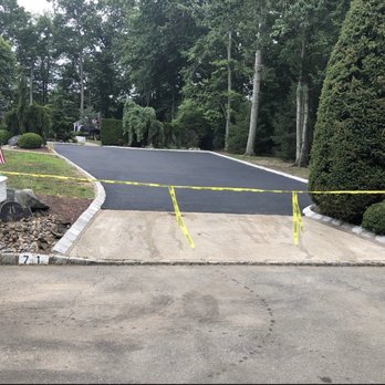 J & S Pave-Rite Paving - Asphalt paving Millstone NJ - Masonry/Concrete Near Me - Jackson, New Jersey