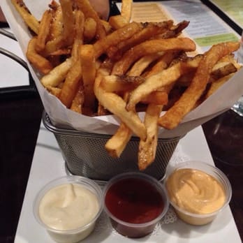 Press 195 - Bayside - Belgian Fries with (from left to right) roasted garlic, barbecue, and chipotle mayo - Sandwiches Near Me - Bayside, New York