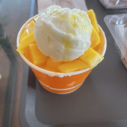 Mango Pineapple shaved cream Mango Pineapple shaved cream