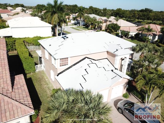 Rising Star Roofing Logo